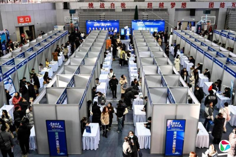 中国11月非在校青年失业率为五个月最低