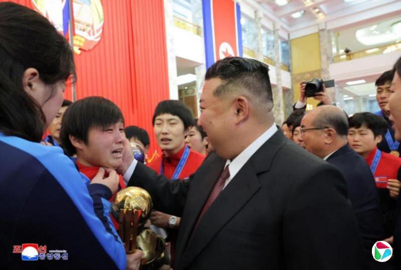 韩国智库:金正恩今年公开活动共118次 为九年来最多