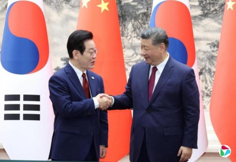 习近平会李在明:中韩携手捍卫二战胜利成果
