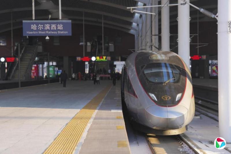 中国高铁车内二氧化碳浓度超标?专家:不影响健康