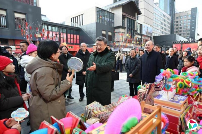 习近平:中国超大规模市场是提振内需关键