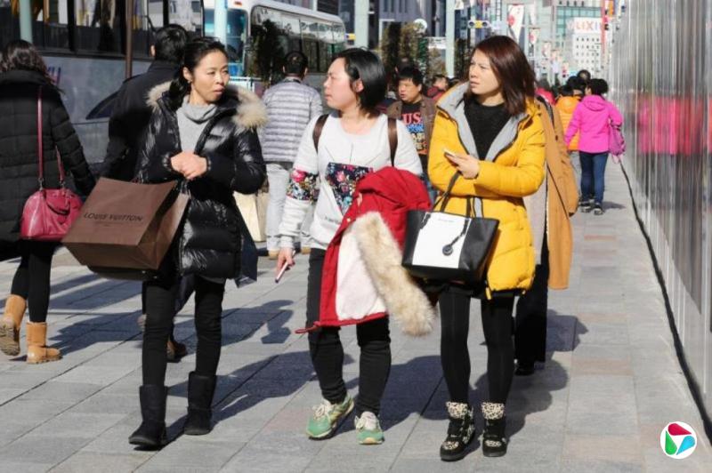 日本百货店1月中国游客免税销售额下降三成