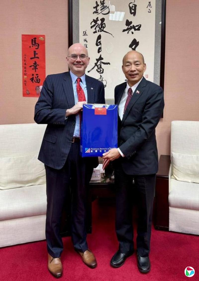 AIT�������Ժͺ���褾���̨�������и��г�Ч������