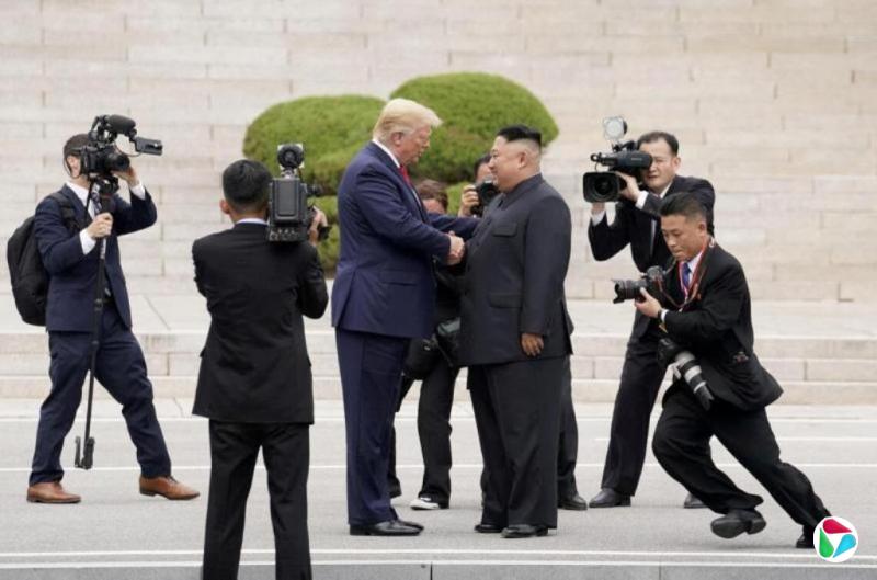 韩国总理:与特朗普讨论与金正恩重启对话可能性