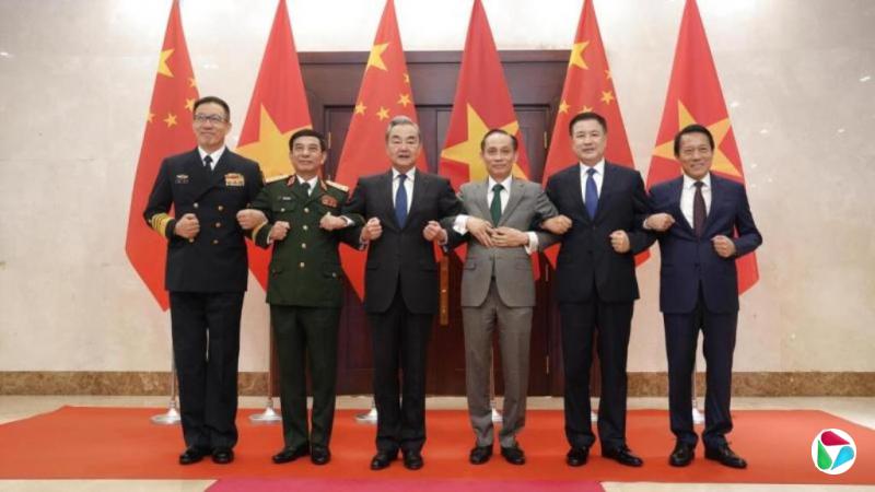 中越战略对话 中方强调两国要抵御颜色革命捍卫红色江山
