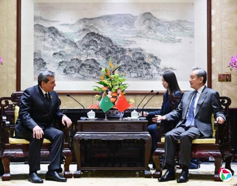 王毅与土库曼斯坦副总理就伊朗局势交换意见