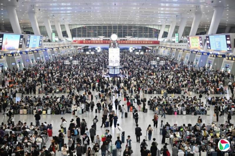 【图集】长三角铁路五一迎客流高峰 有望创单日客发量新高