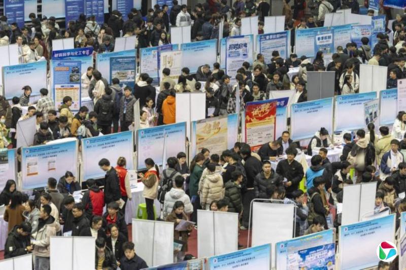 中国多所高校加速成立理工类新专业及学院
