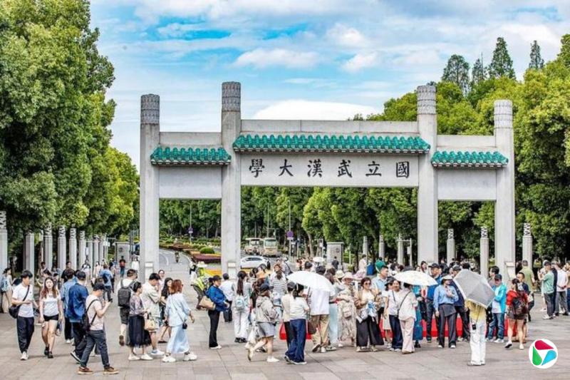下午察:大学应该重开校园吗?
