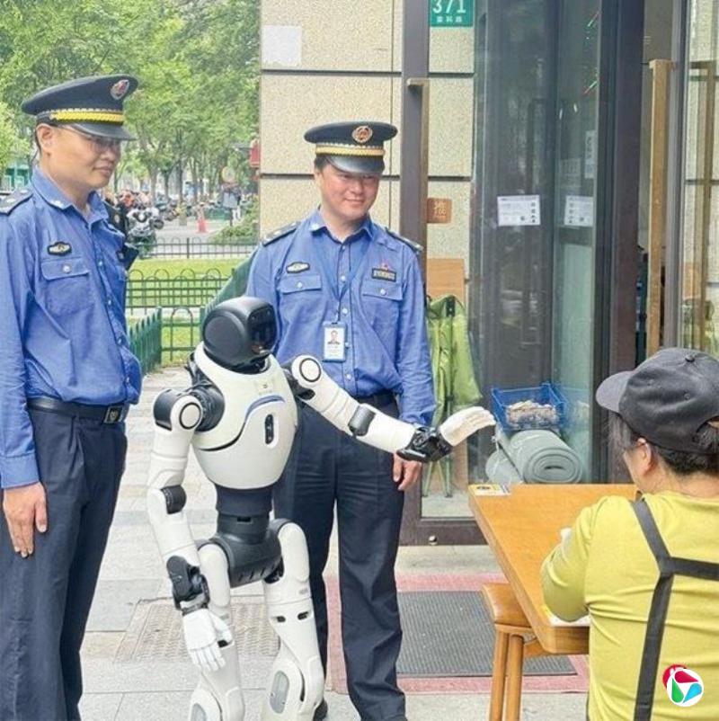 中国首次人机协同城管执法试点在上海开展