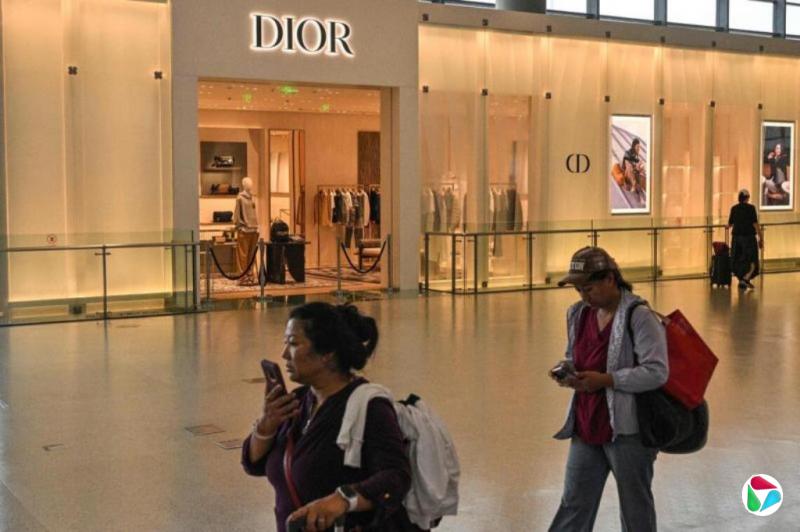 中国股市回暖提振奢侈品消费