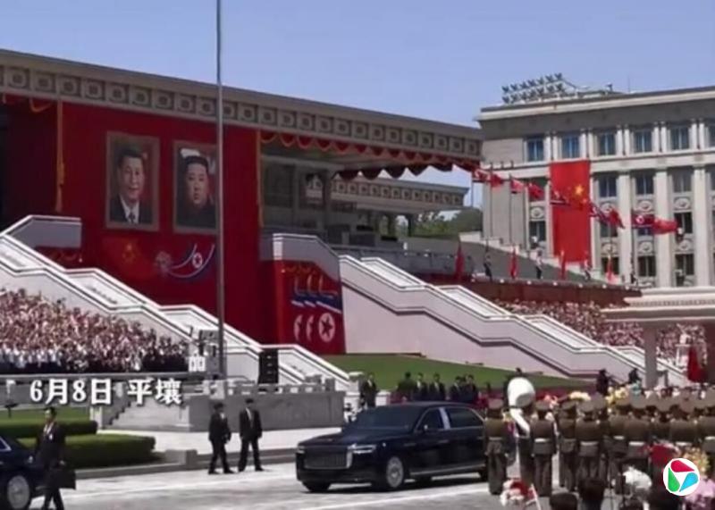金正恩为习近平举行欢迎仪式 三军仪仗队高呼祝身体健康