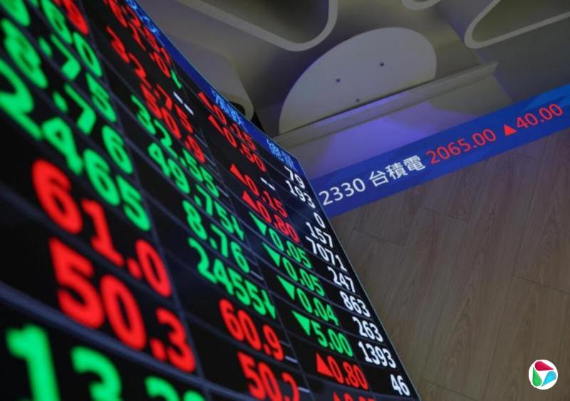 庄慧良:从一场股灾看K型社会下的“四贷同堂”