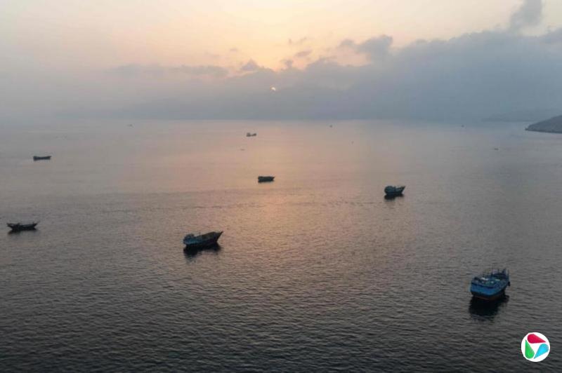消息:阿曼提议与伊朗向霍尔木兹海峡船只收费