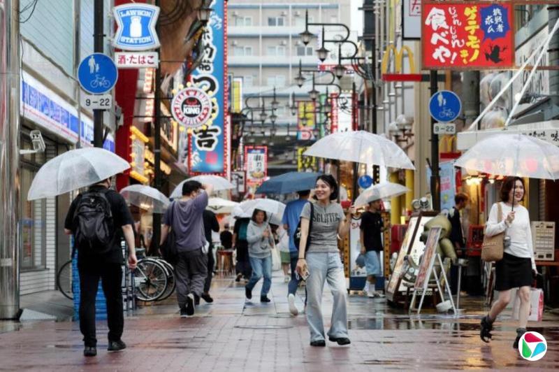 中国游客连续六个月下滑 赴日航班腰斩