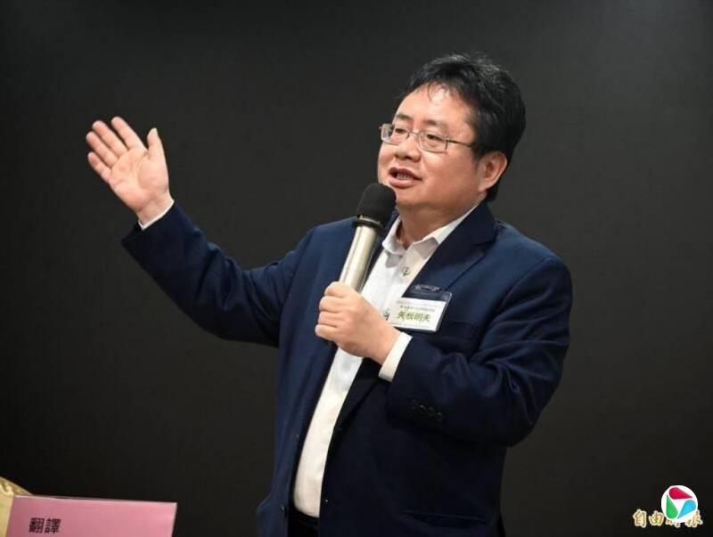 台籍日裔媒体人矢板明夫在台中被不明人士殴打