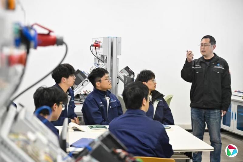 中国增设27个职业教育新专业 服务国家战略