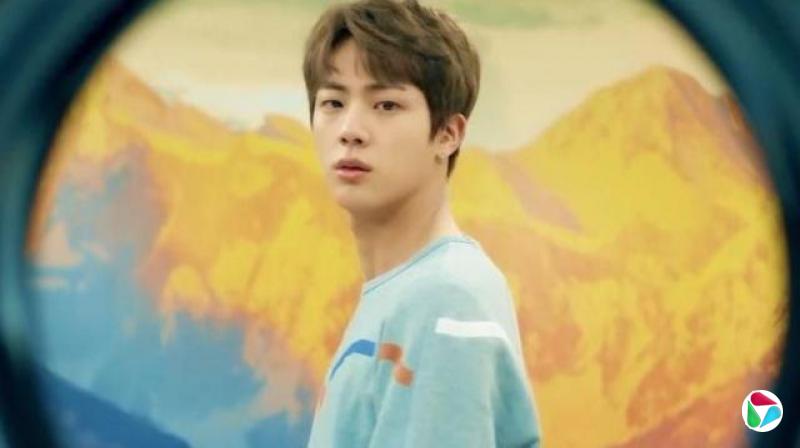 �����������֣�K-pop����Ϸ��������ţ�BTS����һ����Աֱ�Ӿ�ͷ�������Ƿ��Ƶ�ɽ����