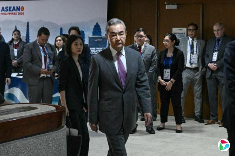 英国国有化中资英钢后 王毅促为中企提供公平营商环境