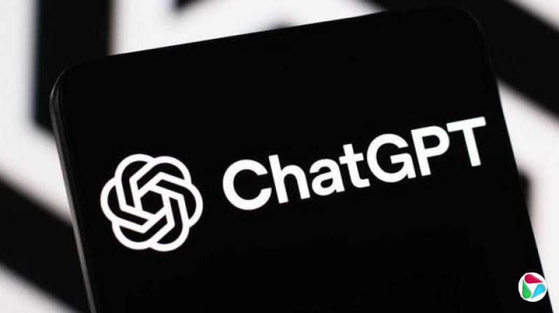 设计图片:ChatGPT 的标志显示在智慧型手机萤幕上