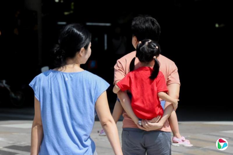 蔡耀辉 程天富:改善家庭凝聚时间扭转生育趋势