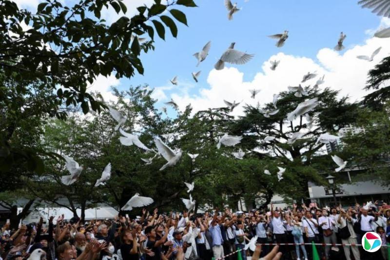 高市终战日谈话未提反思二战 阁僚参拜遭中韩抗议