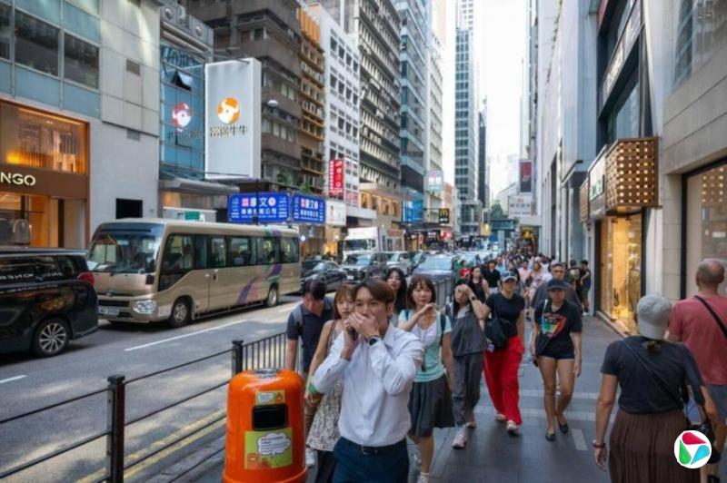 港财政司长对下半年香港经济增长审慎乐观