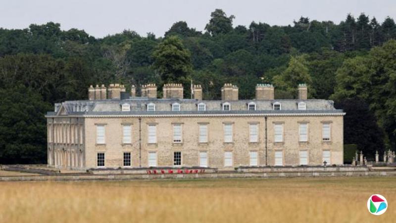 斯宾塞家族宅邸奥尔索普庄园(Althorp House),亦是已故威尔斯王妃戴安娜儿时居住的家。