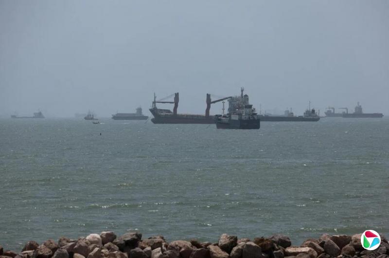 霍尔木兹海峡扫雷未尽 美盟友警告仍有水雷