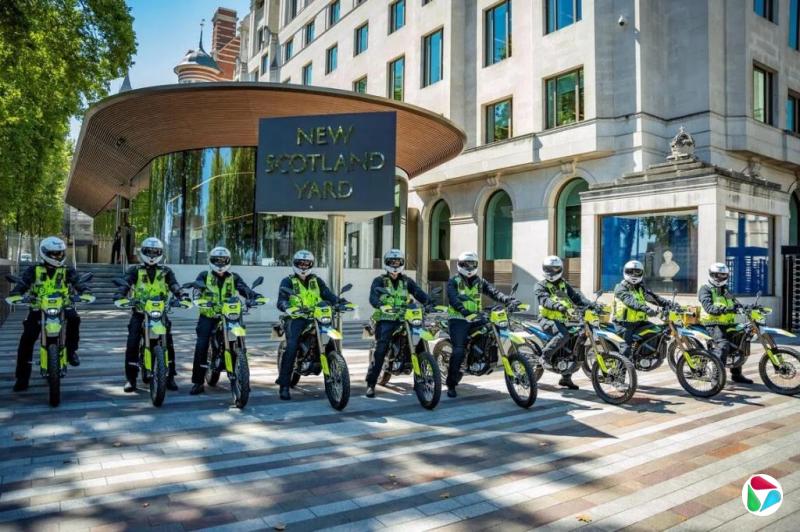 打击街头犯罪 伦敦警察新增工具成“游戏改变者”