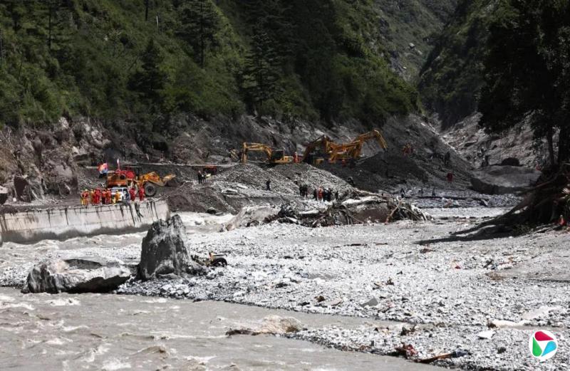 西藏吉隆泥石流灾害已致五死