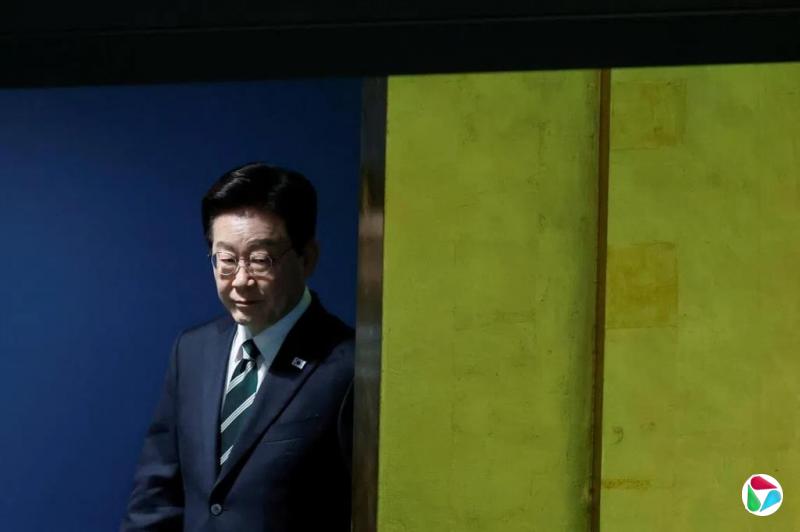 泽连斯基披露朝鲜战俘信息 李在明指乌方违反保密协议