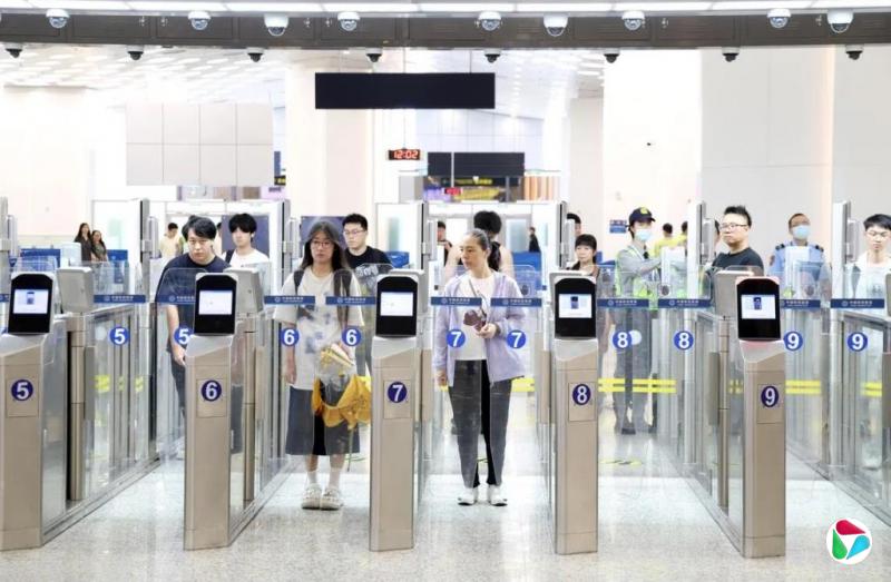 中国据报将限制顶尖AI人才家属出境