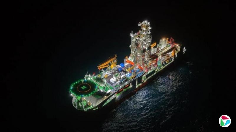 中国“梦想”号深海钻探取心达5000米级 作业能力迈入国际先进行列