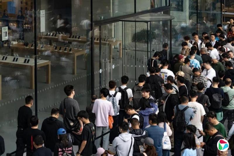 iPhone 18 Pro系列开售七天销量据报逼近130万台