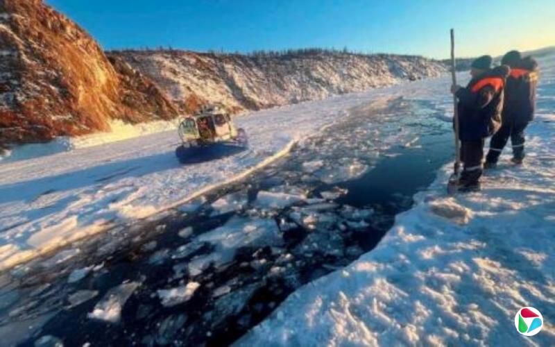 �����й��ο��ڰ����ϲ�һ�𳵻�������