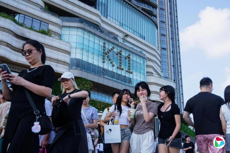 美国贝恩资本传考虑投资新世界发展