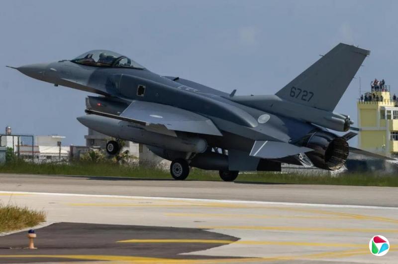 时隔29年 美售台F-16V BLK70战机首批两架抵台