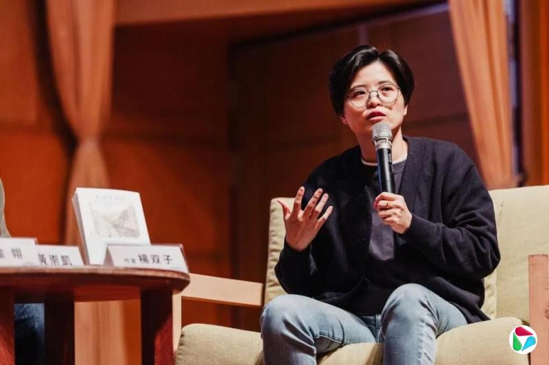 将大陆译作“很大的邻居” 杨双子口译员否认刻意回避
