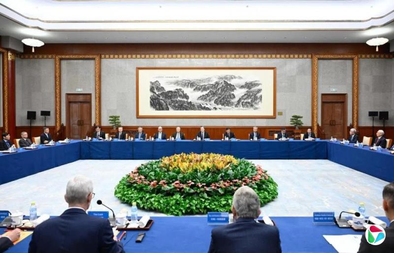 丁薛祥、王岐山会见清华经管学院顾问委员会委员代表