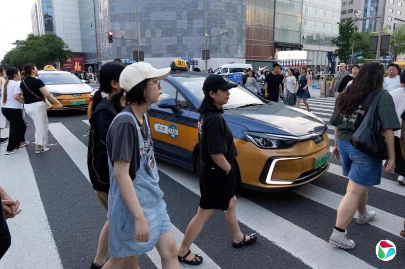 中国家庭规模持续缩小 平均每户家庭人数为2.52人
